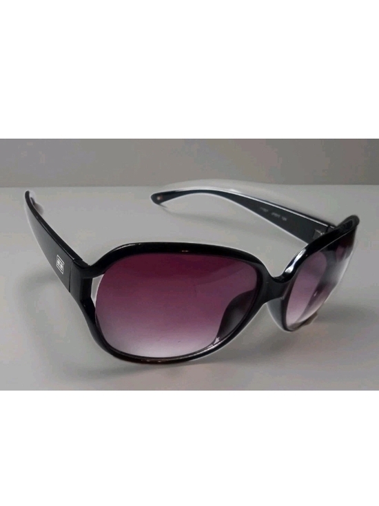Tommy Hilfiger Women\'s Sunglasses Black Frame/ Purple Lens